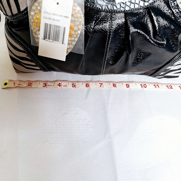 Y2K Apple Bottoms brand" Apples in Animal Print" The Doris Satchel Purse. - Picture 6 of 12